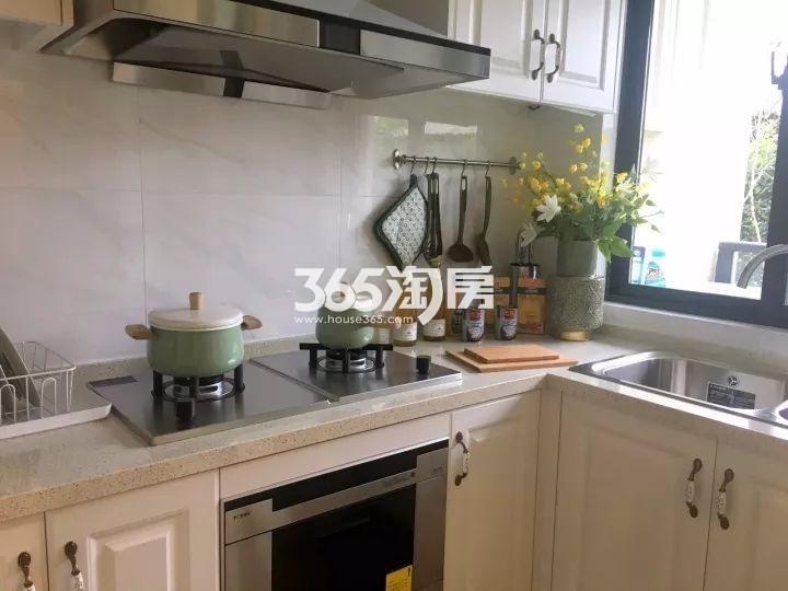 中天珺府A户型90方样板房——厨房