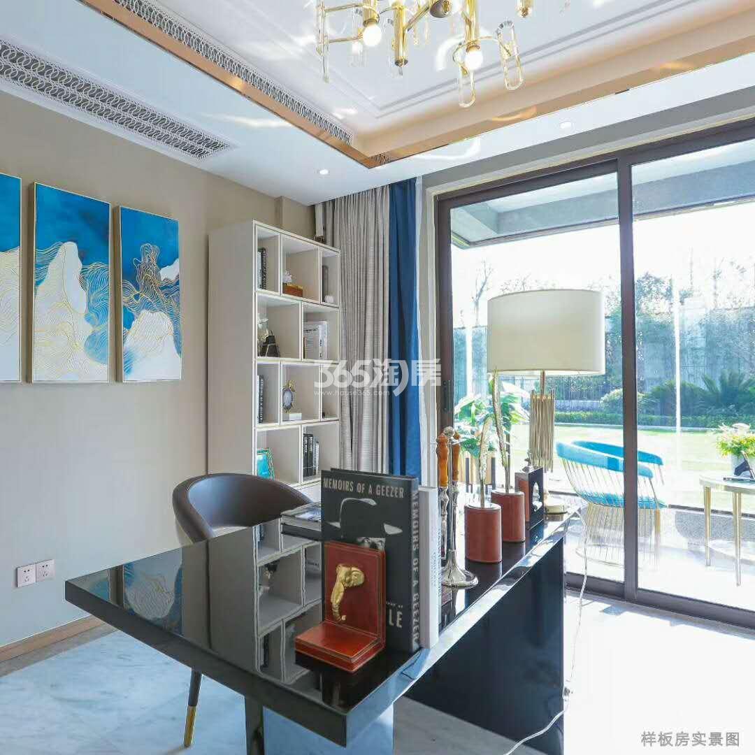 烟雨颐和江南府112方(B户型)样板房---书房
