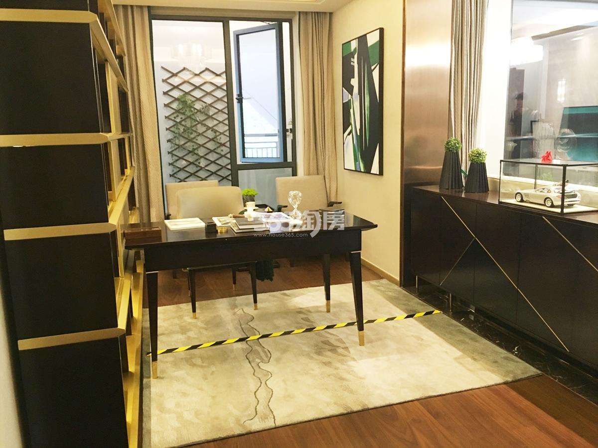 绿城国际社区125㎡户型样板房—书房