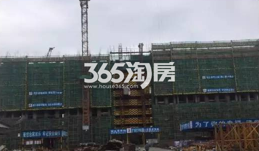 阳光城丽兹公馆2#施工实景图 2017年6月摄