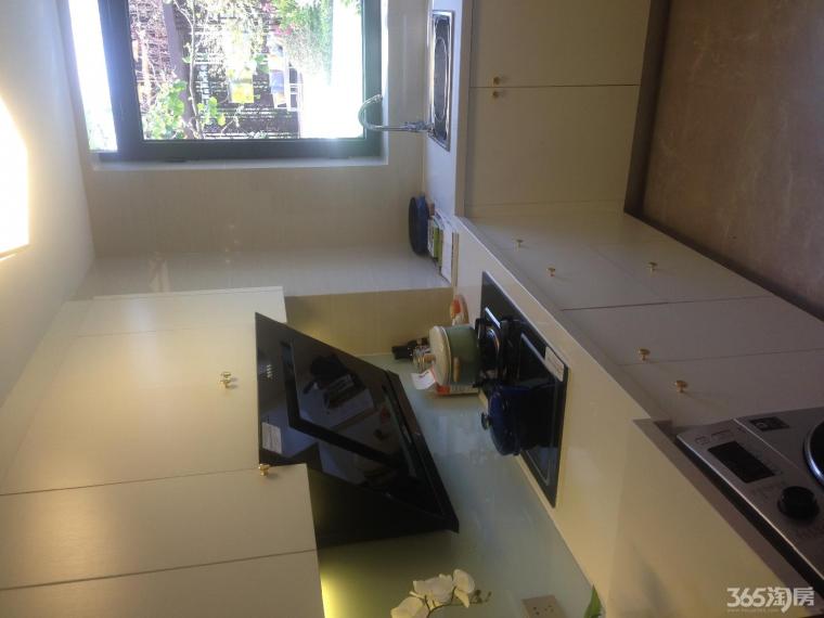 【空港新城朗诗青春街区旁4.8米挑高类住宅精