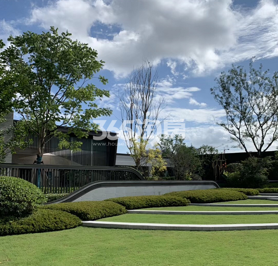 融信旭辉湘湖悦章售楼处实景图（2019年8月摄）