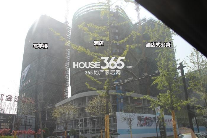 GEC金沙国际米特家项目写字楼和酒店式公寓实景图 2015.4摄