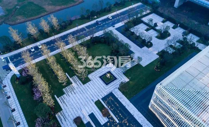 MOC芯城汇展厅环境鸟瞰图