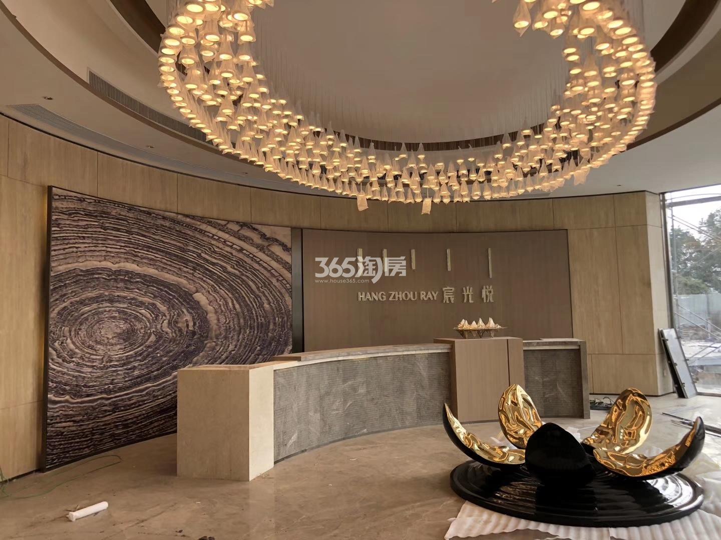 宸光悦公寓现场售楼处实景图（2020年3月）