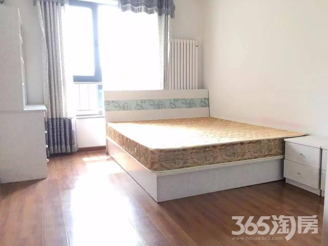 【银城千花溪九龙湖地铁口精装主卧【真实