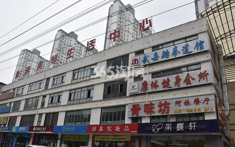 滨湖时代广场周边商业实景图（2018.3.13）