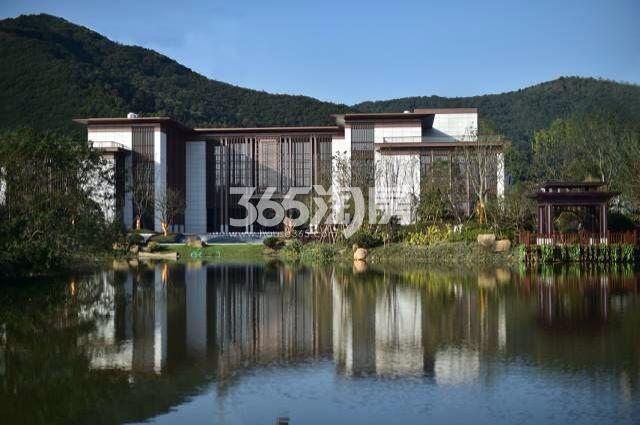 远洋雁归里现场售楼处实景图 2017年10月摄