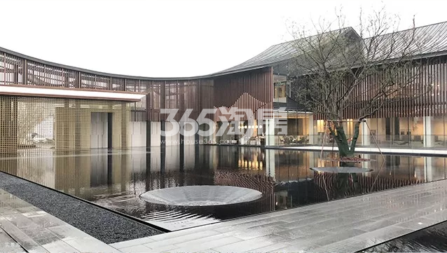 2018年11月路劲远洋江南院子示范区外景