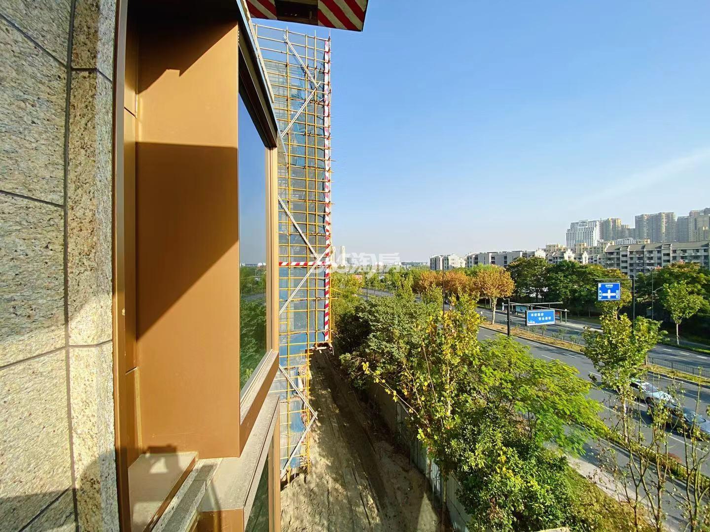 凤起钱潮实景图