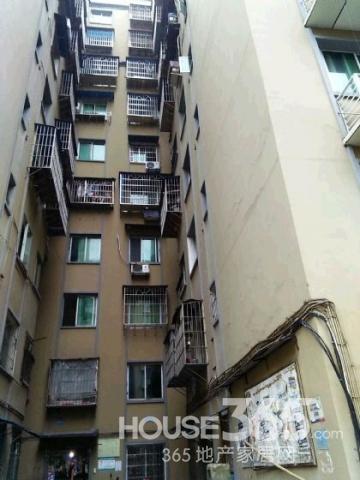 【急售:敦仁移民小区顺江大道6号精装三房便宜