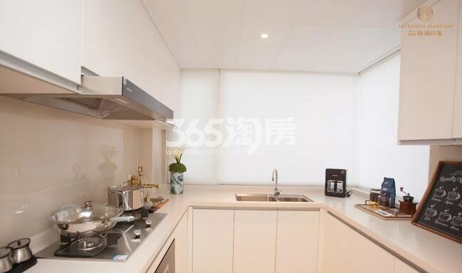 滨江碧桂园卧城印象样板房——厨房