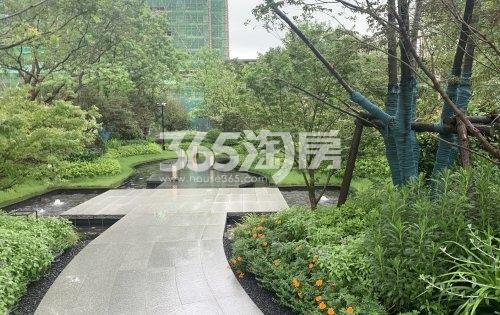 龙湖春江紫宸花园景观实景图（2020.8.4）