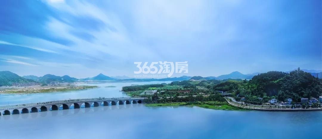 越秀湖山悦窗看湖景