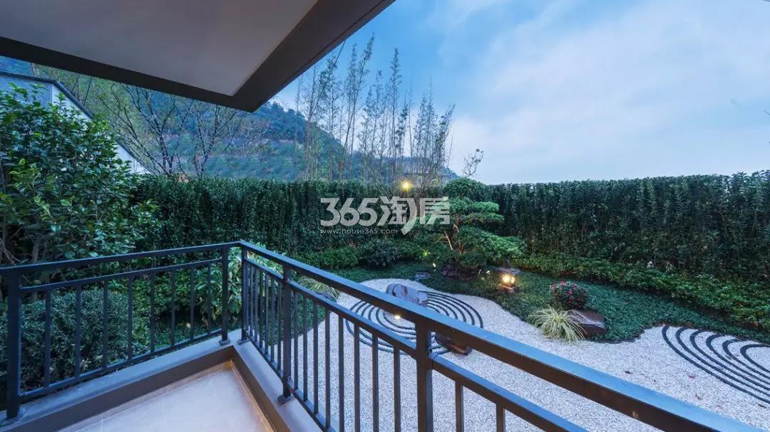 宋都如意春江叠墅130方样板房——阳台