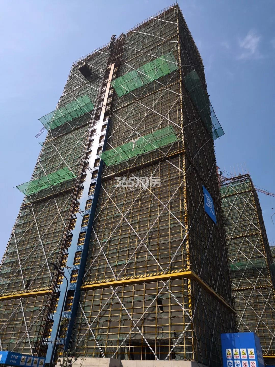 2018年3月中西房拱宸外滩高层2号楼实景