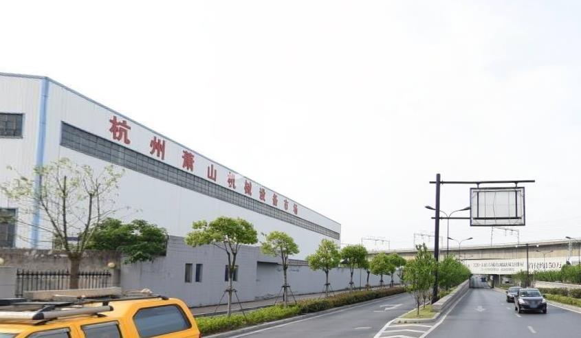 滨江江南名府东侧萧山机械设备市场实景图 2018年4月摄