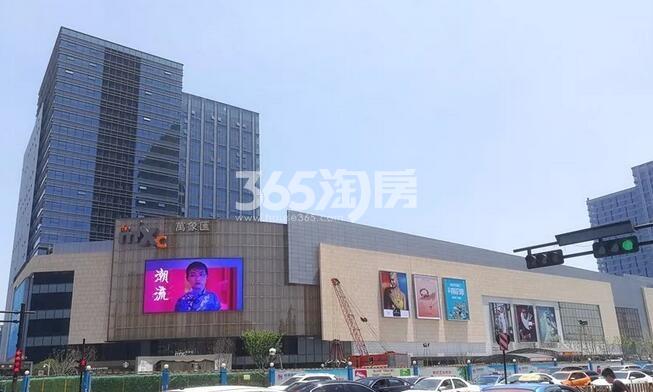 融信杭州世纪周边华润万象汇和在建五号线人民广场站 2018年11月摄