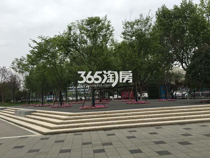 2016年4月九龙仓珑玺项目周边