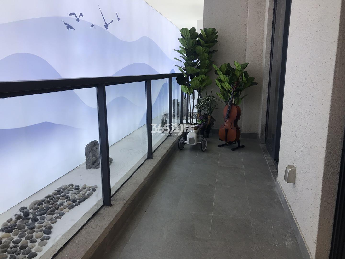 宸光悦公寓B户型98方样板房——阳台