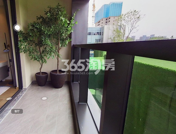 美的·云筑140㎡阳台样板间图