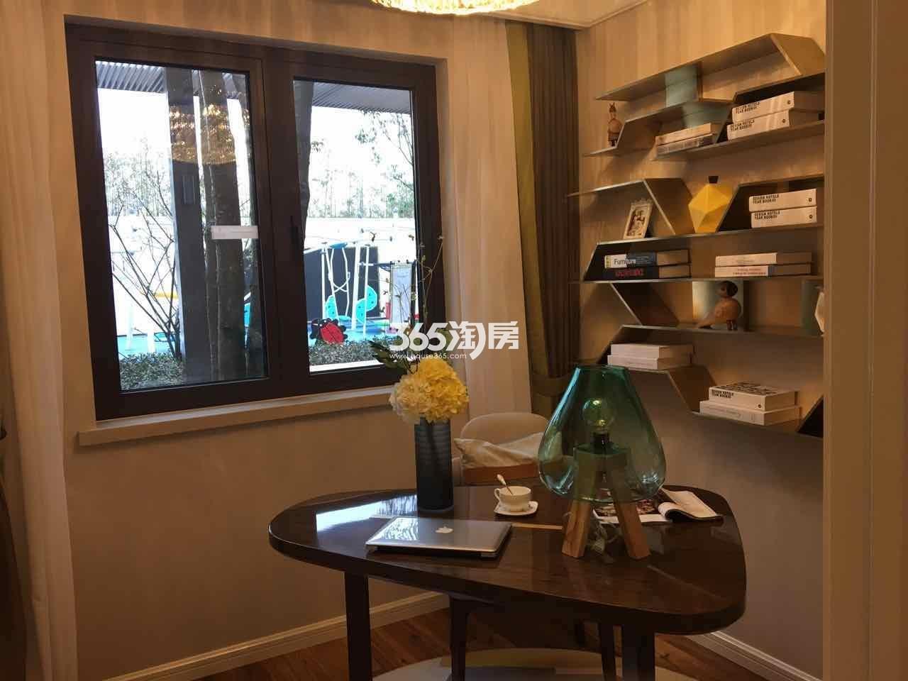 旭辉东方悦府G2户型89方样板房——书房