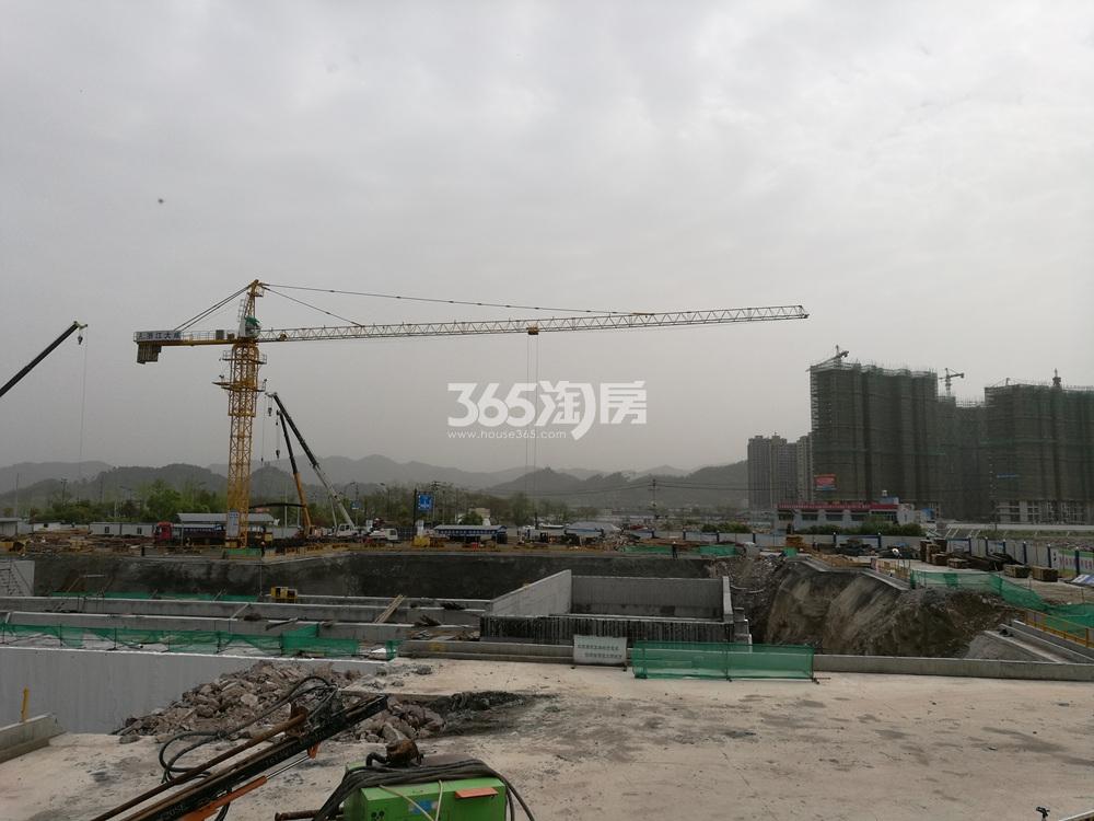 杭临轻轨农林大学站施工现场（2018.4摄）