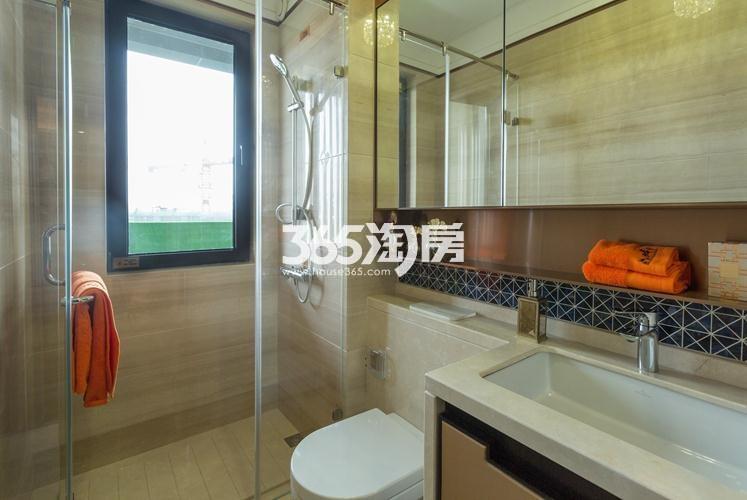 朗诗熙华府113方（A2户型）样板房---卫浴间