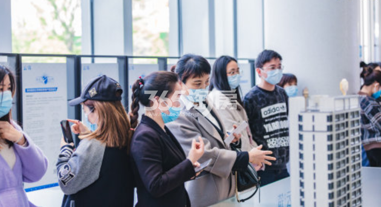 美的·云筑售楼处现场实景图