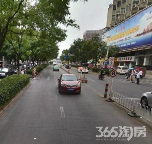 【绩溪路安医附院旁,公路局宿舍3室简装无税5
