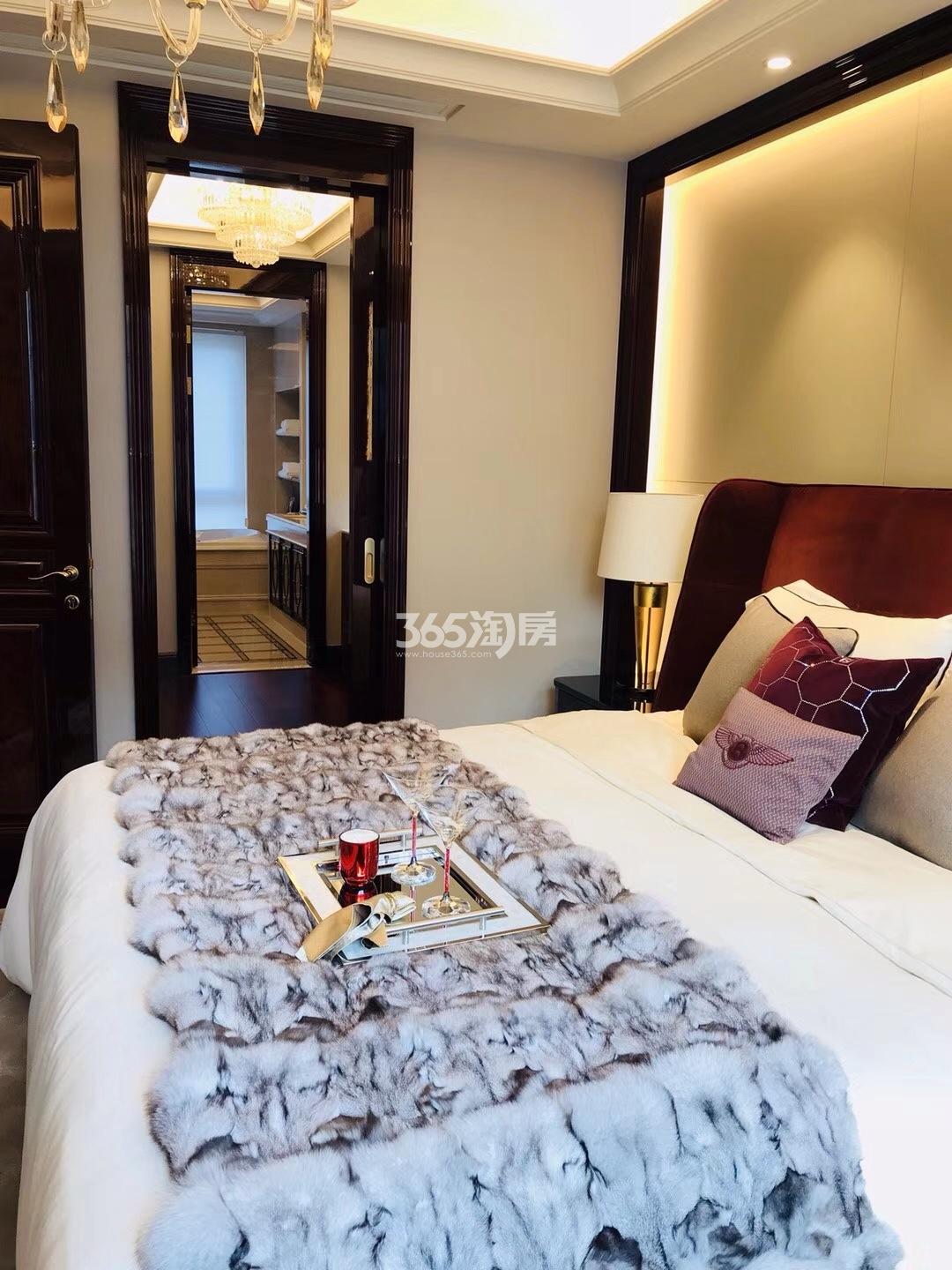 滨江春盛大江名筑B户型排屋250方样板房——卧室