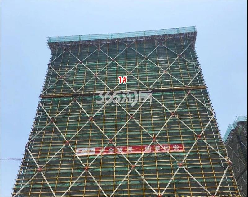 山语凤鸣府1号楼施工进程（2019.6）