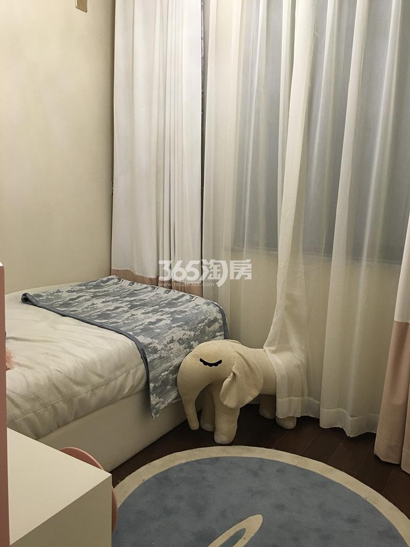 绿地艺尚府B户型89方样板房——儿童房