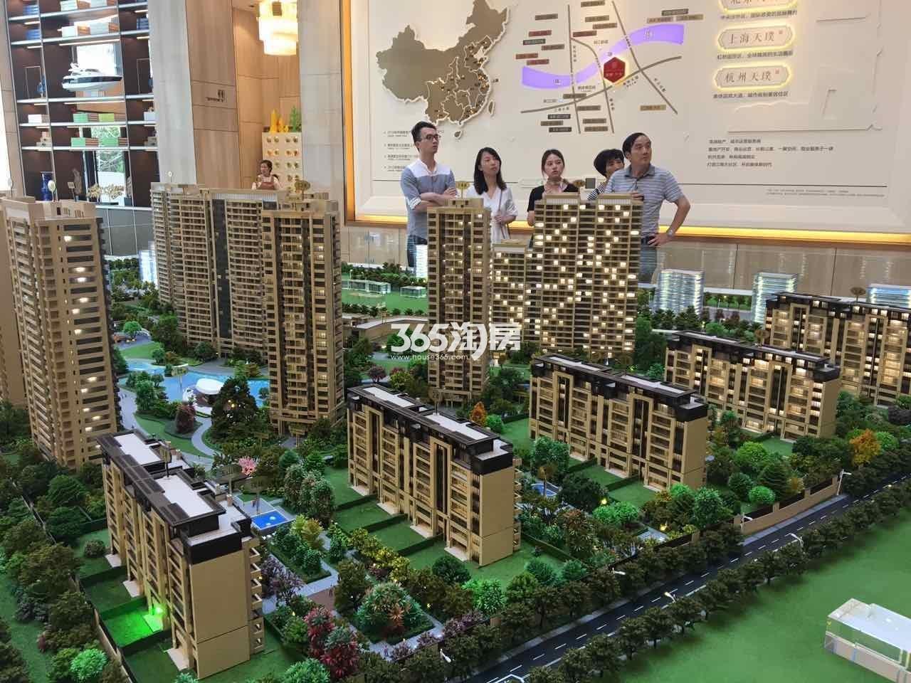 龙湖天璞沙盘实景图 2017.7.13