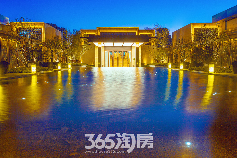 高清|光影流转 汀海壹品营销中心夜景迷人-芜湖365淘房