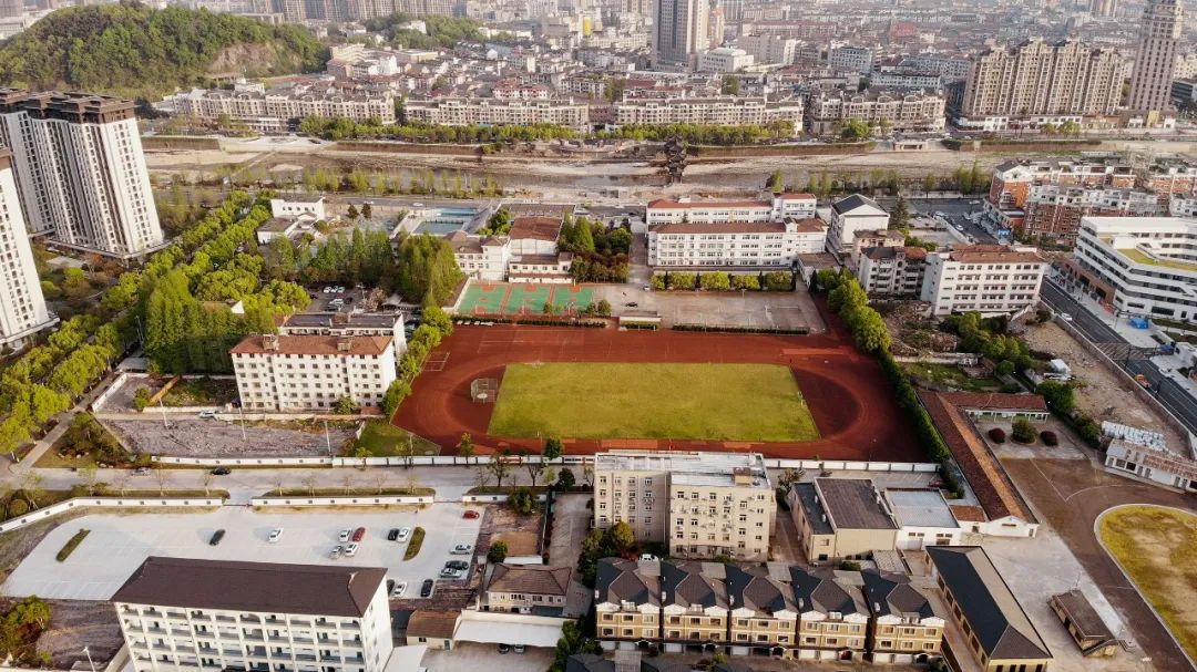 锦北迷你地块挂牌锦城二中北面楼面起价8500元㎡