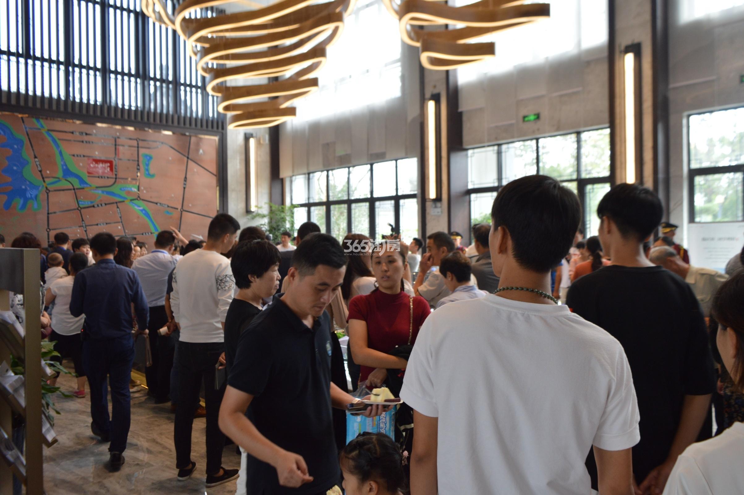 金鹏山河印 售楼部开放现场实景图 2018年9月